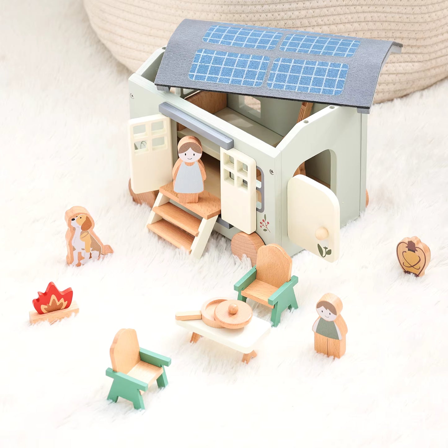 Cozy Fablewood Camper Playset