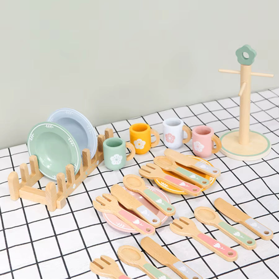 Little Gatherings Tableware Set