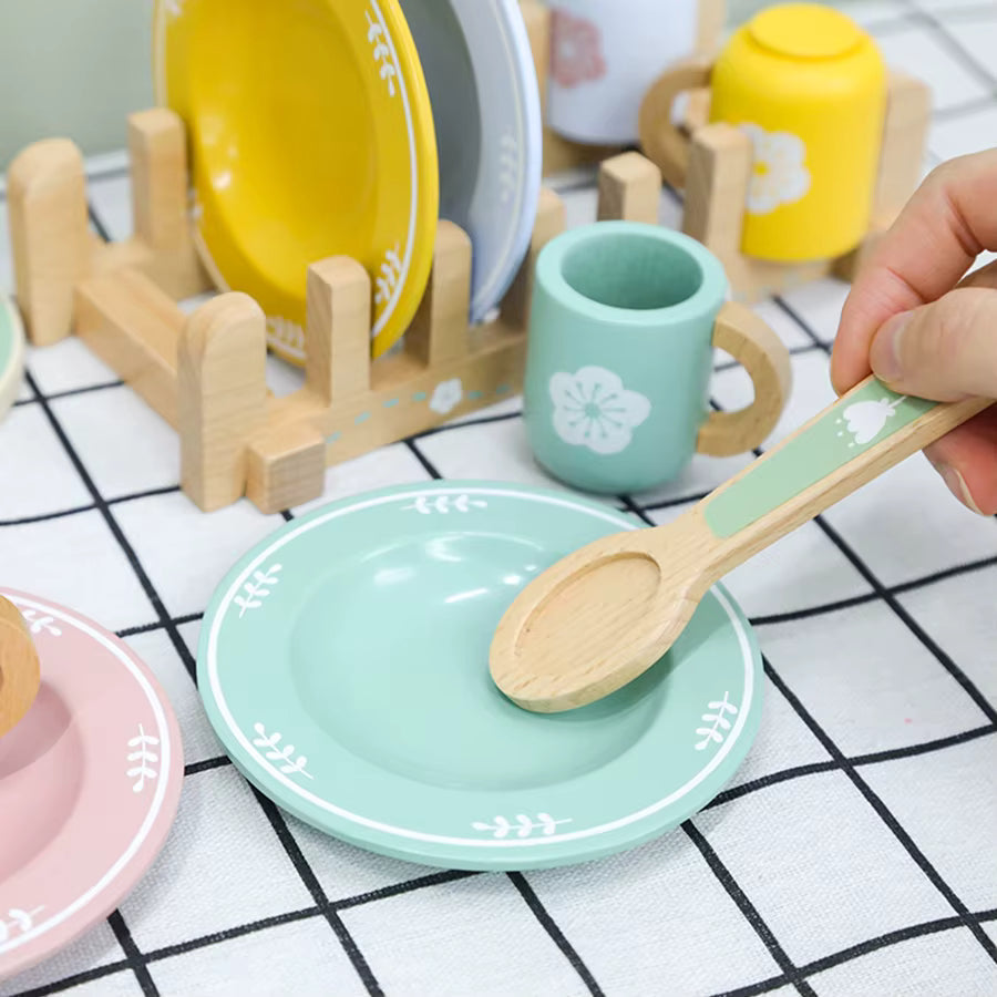 Little Gatherings Tableware Set